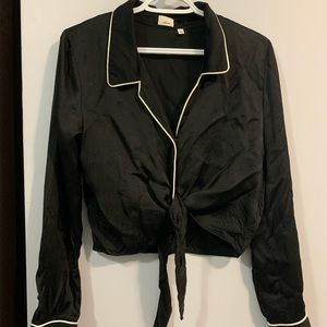 Wilfred Crop Tie Front Blouse